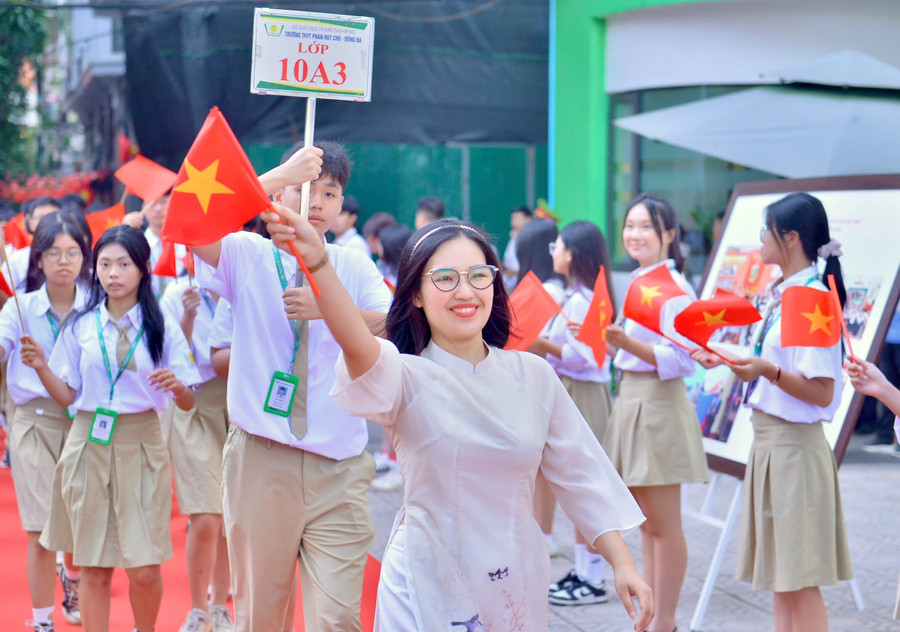 ha-noi-chuan-bi-dieu-kien-pho-cap-thpt3.jpg