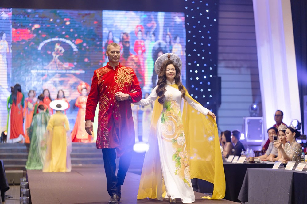 Tân Lê và Dieter Bruhn đăng quang “Miss & Mister Mighty Entrepreneur International 2025“ - ảnh 3