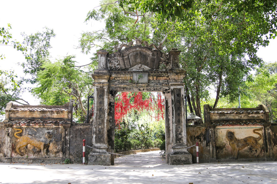 sat-hai-dai-vuong-hoang-ta-thon-tuong-thuy-quan-lung-danh-2.jpg