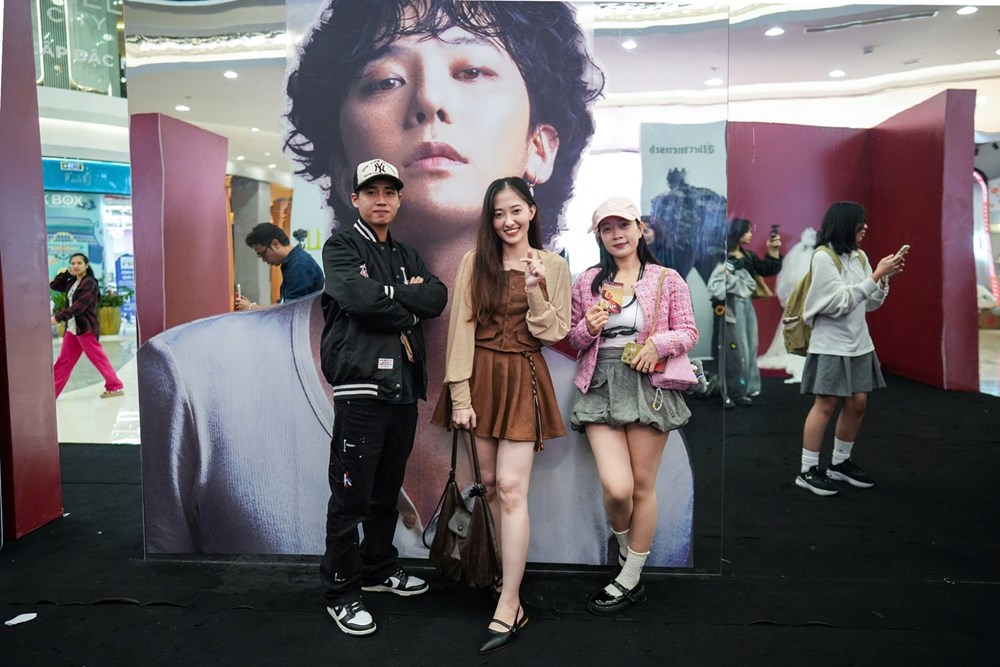 Fan đổ về Ocean City check in G-DRAGON 2025 WORLD TOUR [Übermensch] IN HANOI, háo hức chờ concert lịch sử - ảnh 5