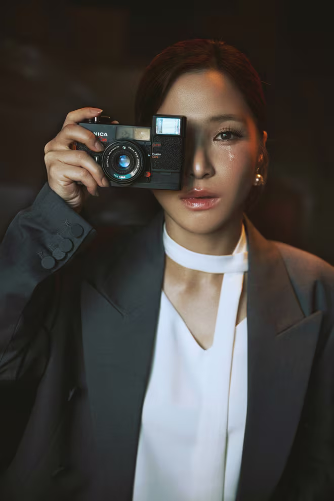 Hương Tràm chính thức trở lại sau thời gian học tập ở nước ngoài Hương Tràm chính thức trở lại sau thời gian học tập ở nước ngoài