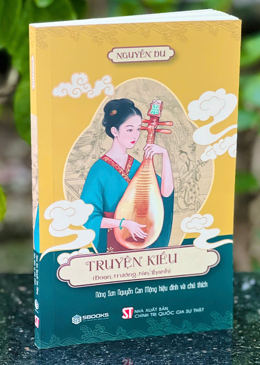 Bản “Truyện Kiều” do Phó bảng Nguyễn Can Mộng hiệu đính và chú thích (1936). truyen-kieu-3.jpg
