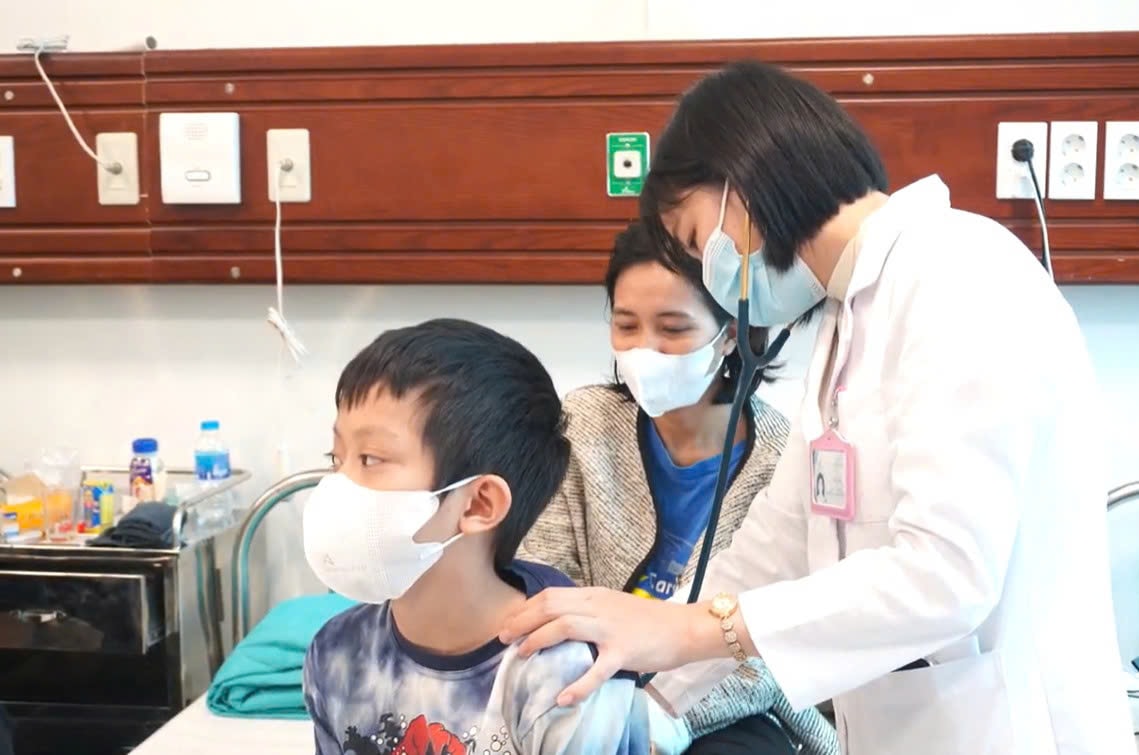 Phần lớn các ca cúm ở trẻ diễn tiến nhẹ, nhưng một số trường hợp có thể gây biến chứng nguy hiểm.