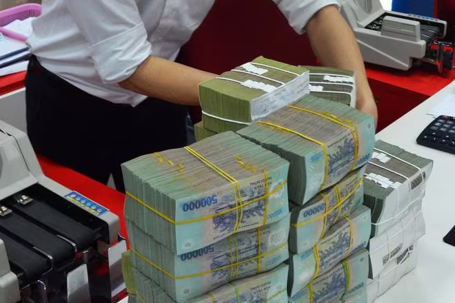 Lượng tiền gửi vào hệ thống ngân hàng tiếp tục tăng trưởng