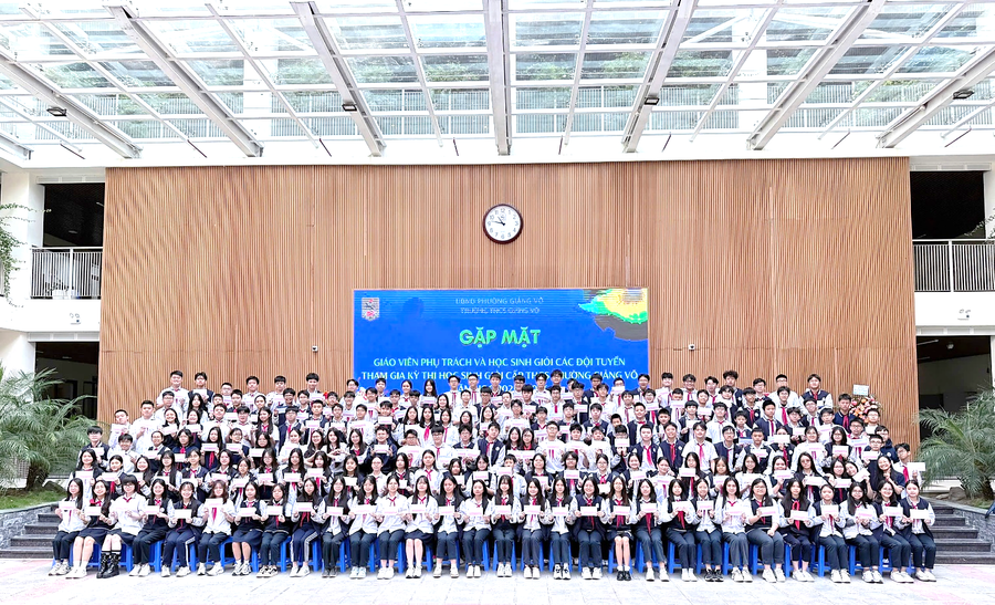 Học sinh Trường THCS Giảng Võ được chọn vào đội tuyển thi chọn HSG cấp TP Hà Nội chiếm 50% số học sinh của cả phường Giảng Võ. 22112025081615-5.png