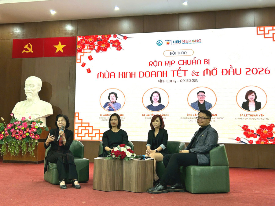 Các chuyên gia đóng góp ý kiến trong hội thảo. z7307896331076-026be54d3f07fdc7673fab045cf6117c-2654.jpg