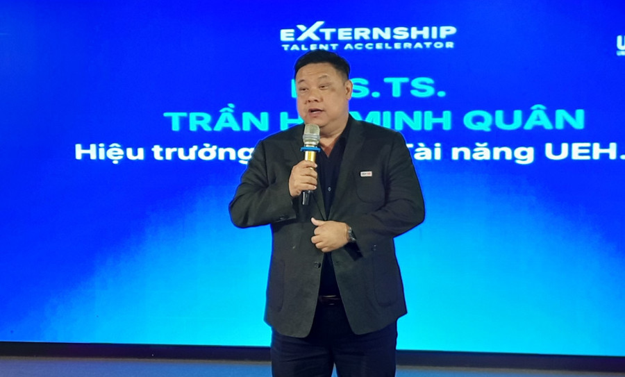 PGS.TS Trần Hà Minh Quân chia sẻ tại buổi lễ. 20251209-172120.jpg