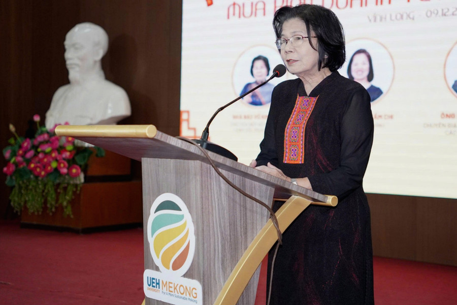 Bà Vũ Kim Hạnh, Chủ tịch Hiệp hội Hàng Việt Nam Chất lượng cao nhận định thị trường mua sắm đang biến động liên tục. z7307907543224-7d4812192d78c3c6cdbbd7f47544db65-9089.jpg