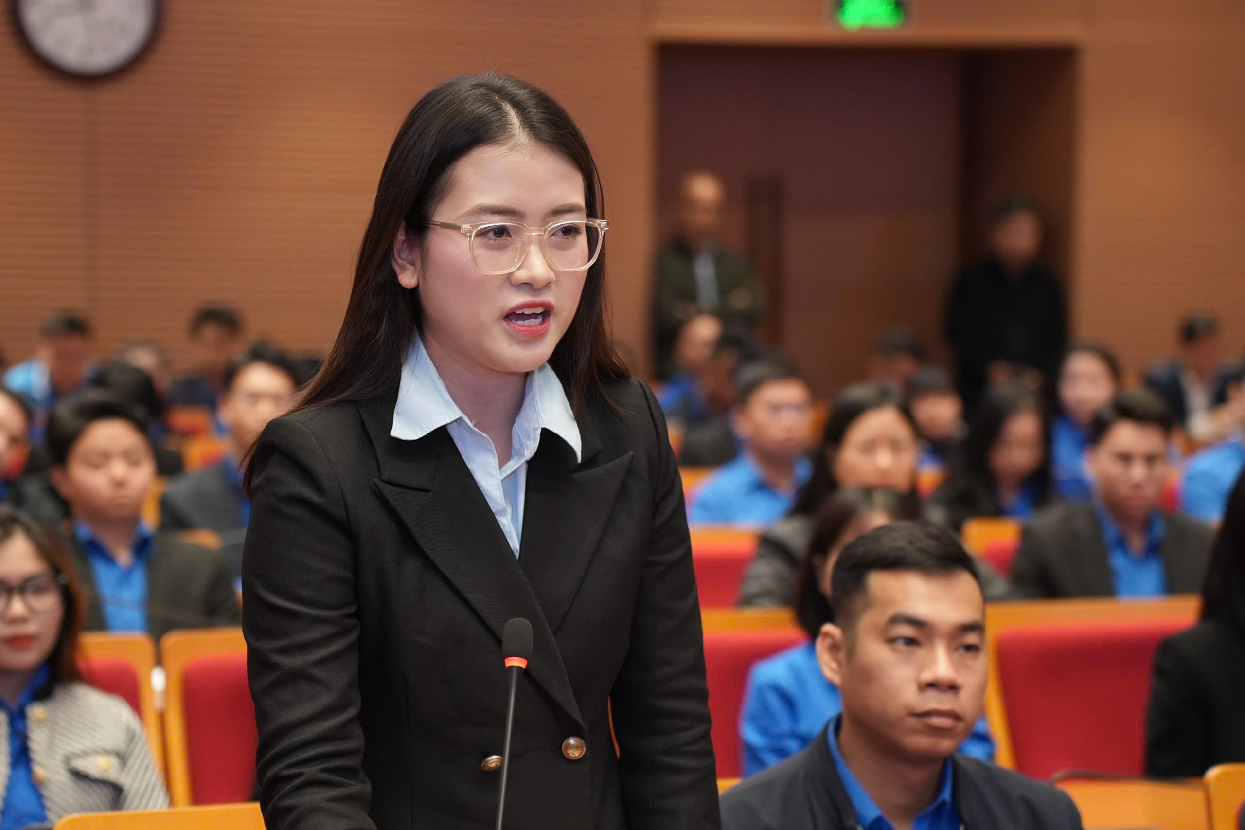 cô Nguyễn Kim Hoài Nam - giáo viên Ngữ văn, kiêm Tổng phụ trách Đội Trường THCS Thành Công cô Nguyễn Kim Hoài Nam - giáo viên Ngữ văn, kiêm Tổng phụ trách Đội Trường THCS Thành Công