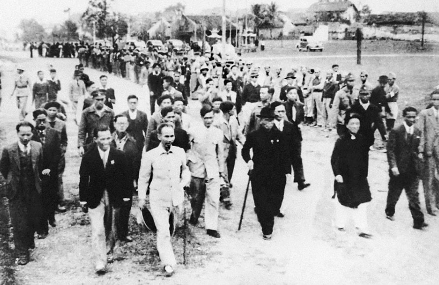 “Tổng tuyển cử tức là tự do, bình đẳng; tức là dân chủ, đoàn kết”