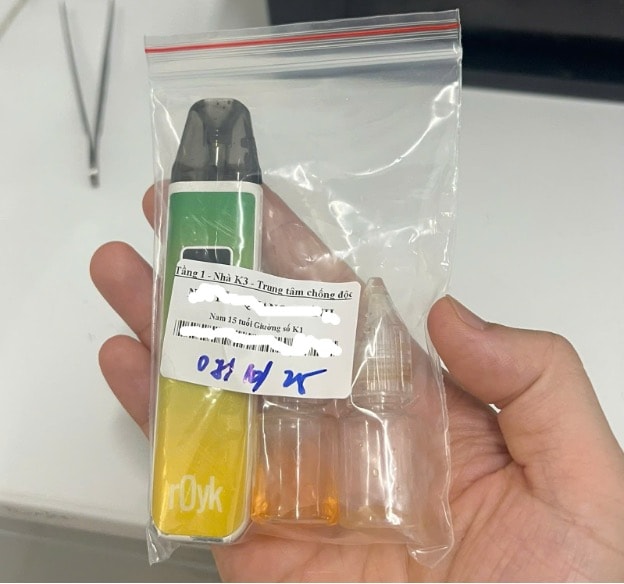 Kết quả xét nghiệm cho thấy loại thuốc lá điện tử mà bệnh nhân dùng chứa chất ma túy tổng hợp thế hệ mới là 5F-ADB.