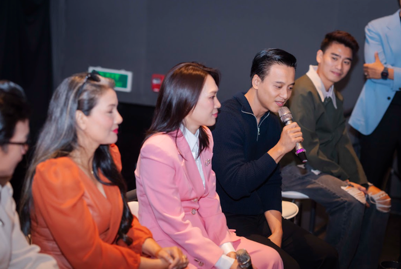 Ảnh màn hình 2026-03-13 lúc 04.37.25