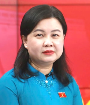 5-phuong-thuy.jpg