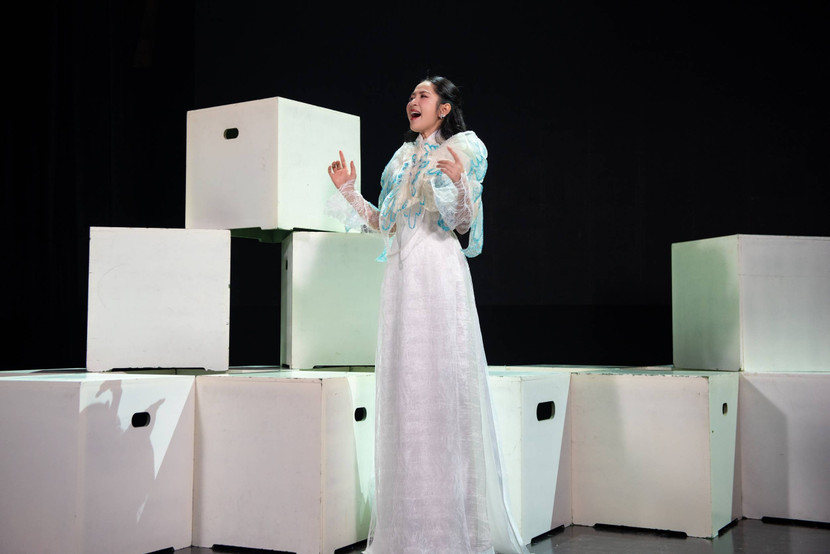 Nguyễn Duyên Quỳnh bắt tay nhạc sĩ Nguyễn Văn Chung, lan tỏa năng lượng tích cực trong "Thanh niên Việt" ảnh 3 04-2.jpg