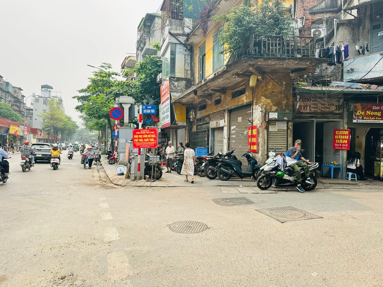 Khu vưc Ngõ Chợ Khâm Thiên - vốn là