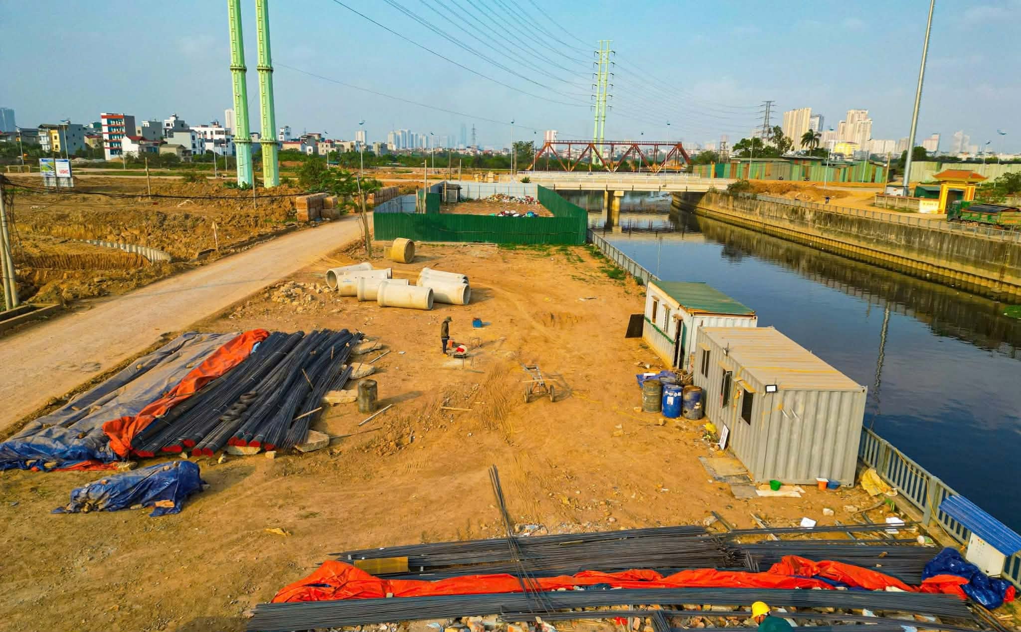 Các chuyên gia quy hoạch đô thị đánh giá, cụm hồ Yên Nghĩa khi hoàn thành sẽ đóng vai trò “van điều tiết” chiến lược cho toàn bộ lưu vực sông Nhuệ và khu vực phía Tây. Ảnh: AK