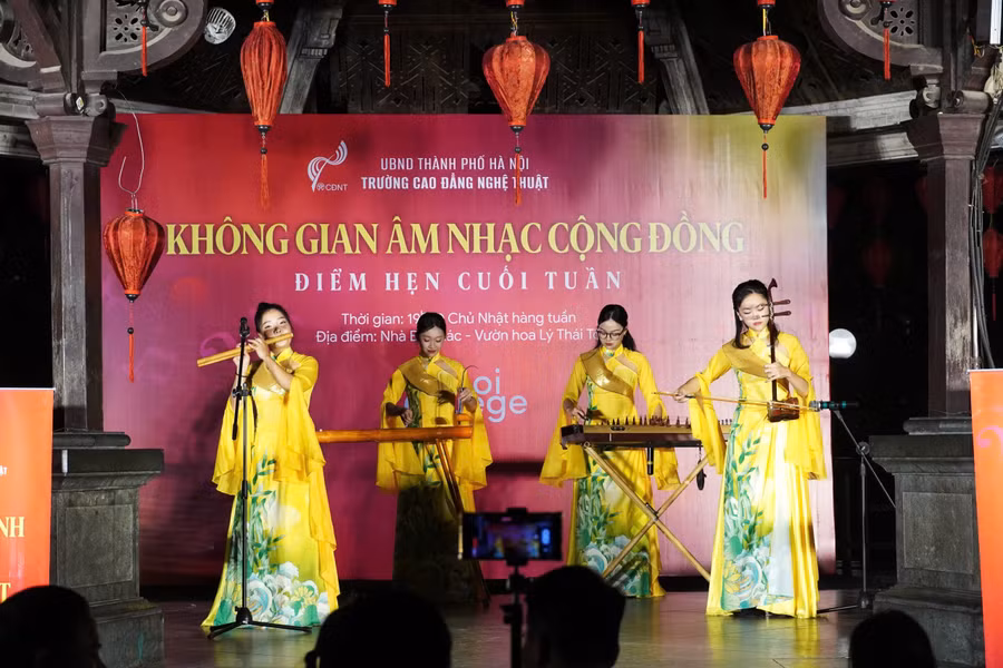 Biểu diễn nhạc cụ dân tộc trong chương trình 'Âm nhạc cộng đồng' tối 10/5. am-nhac-cong-dong-1.jpg