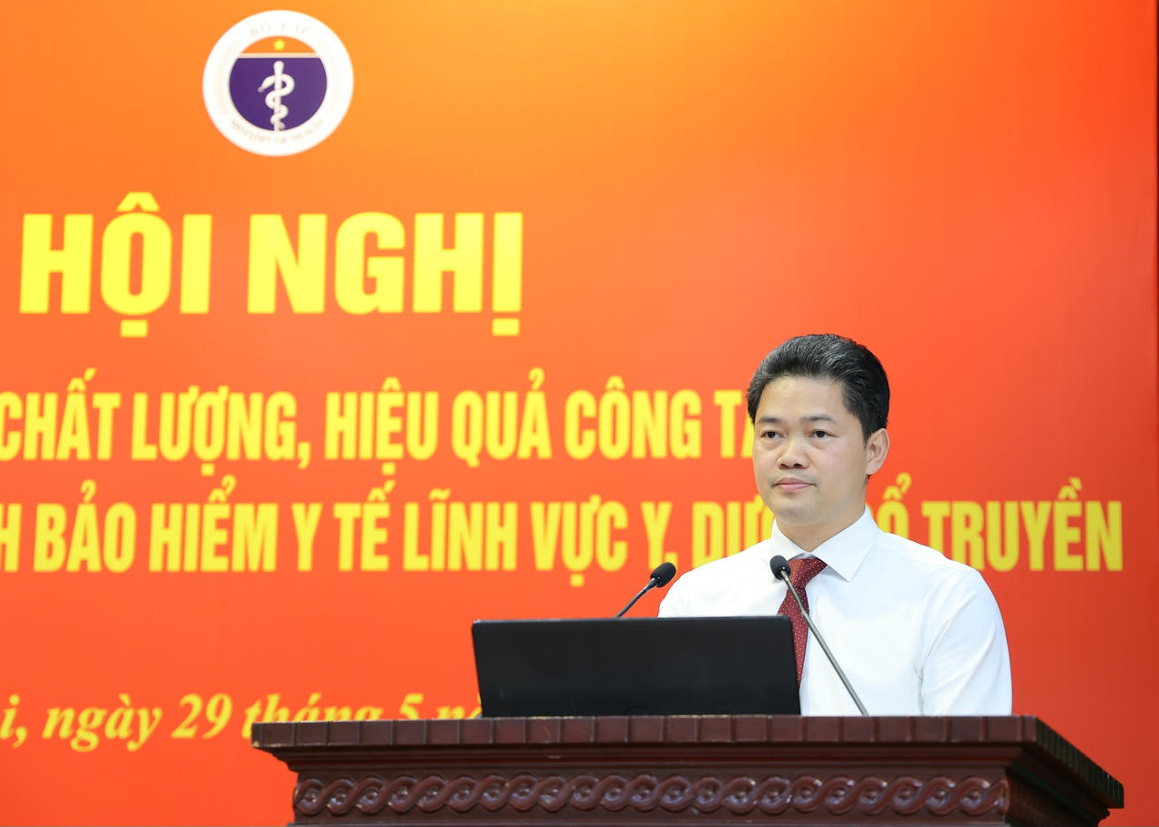 Thứ trưởng Thường trực Bộ Y tế Vũ Mạnh Hà phát biểu tại Hội thảo (Ảnh: VGP/TM)