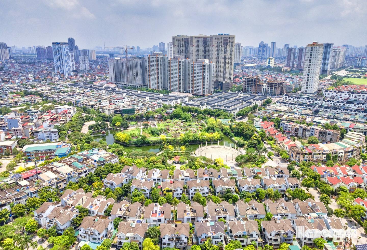 w_van-phu-kien-hung.jpg
