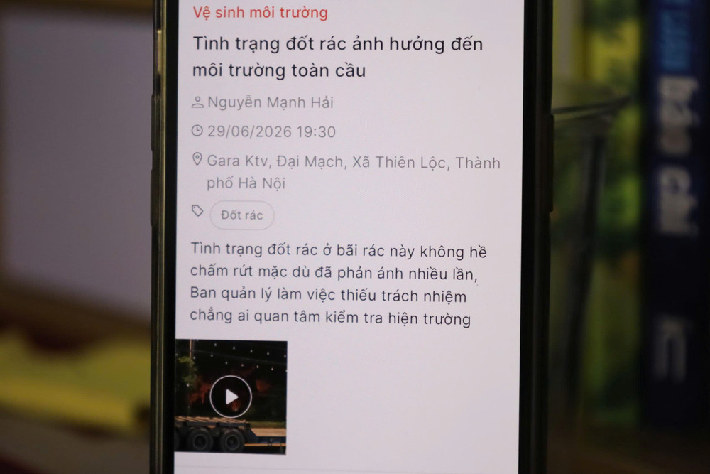 Những phản ánh của người dân thông qua hệ thống iHanoi hoặc thông tin từ cơ quan báo chí về tình trạng đốt rơm rạ, đốt rác chưa được xử lý sẽ được sử dụng làm căn cứ để kiểm tra, xem xét trách nhiệm của chính quyền địa phương. Ảnh chụp màn hình z7998765368353-879e3e777355292d8100aedc69640a2e.jpg