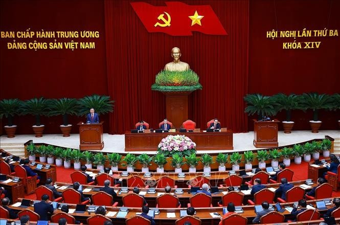 Phiên khai mạc Hội nghị lần thứ ba Ban Chấp hành Trung ương Đảng khoá XIV. Ảnh: Thống Nhất/TTXVN. ban-20726.jpg