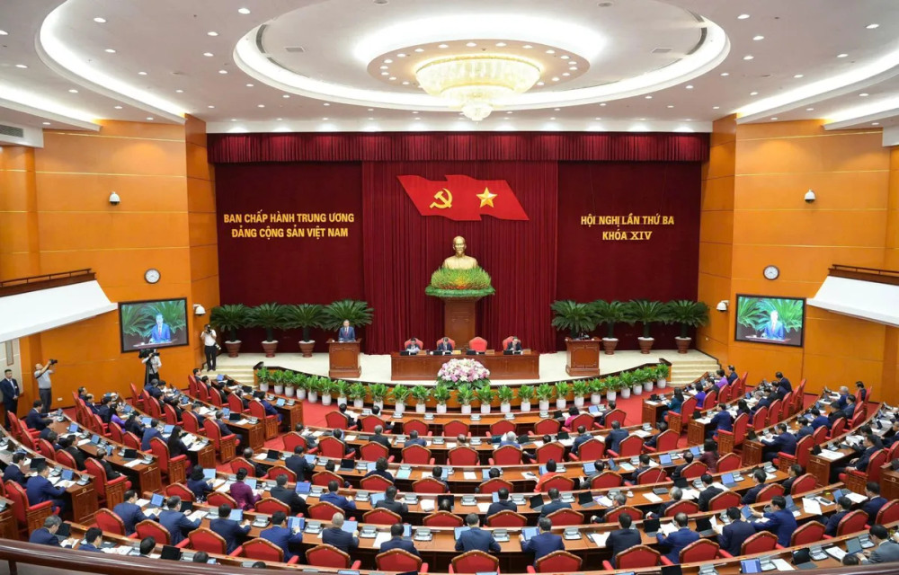Toàn cảnh phiên khai mạc Hội nghị lần thứ ba Ban Chấp hành Trung ương Đảng khóa XIV (ảnh vtv.vn). 31-9153.jpg
