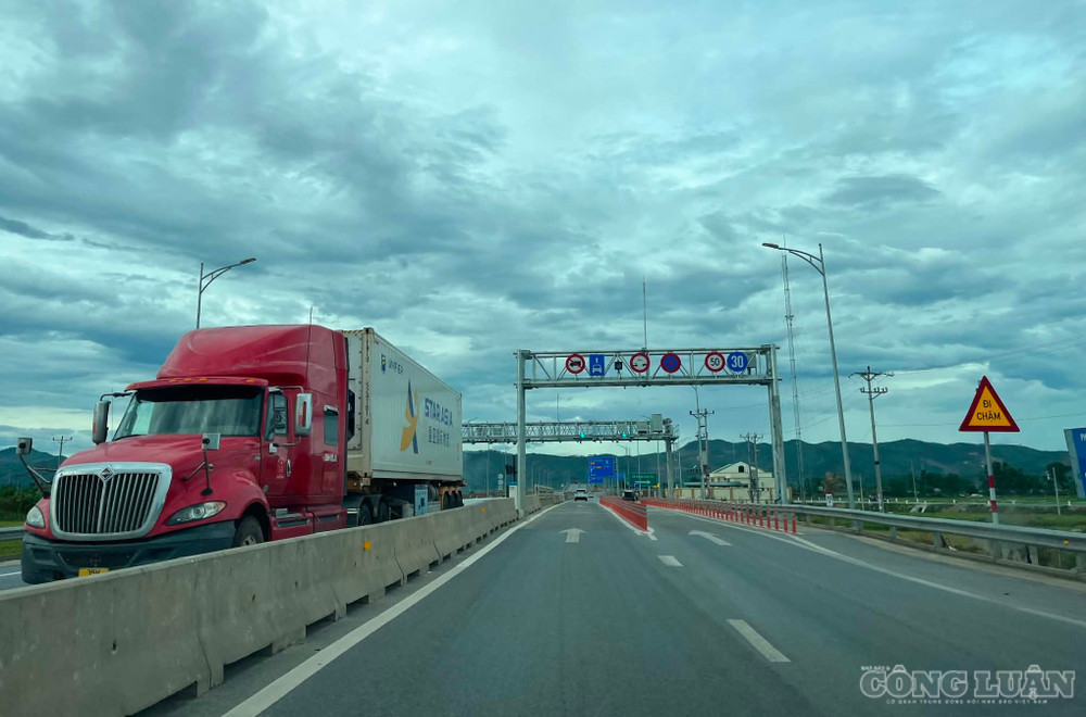 clo_br_thu-phi-cao-toc.jpg