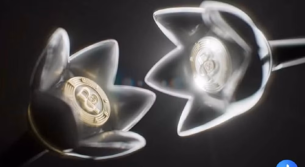 Lightstick kỷ niệm 20 năm của BigBang. Ảnh: YG anh-man-hinh-2026-08-05-luc-110236.png