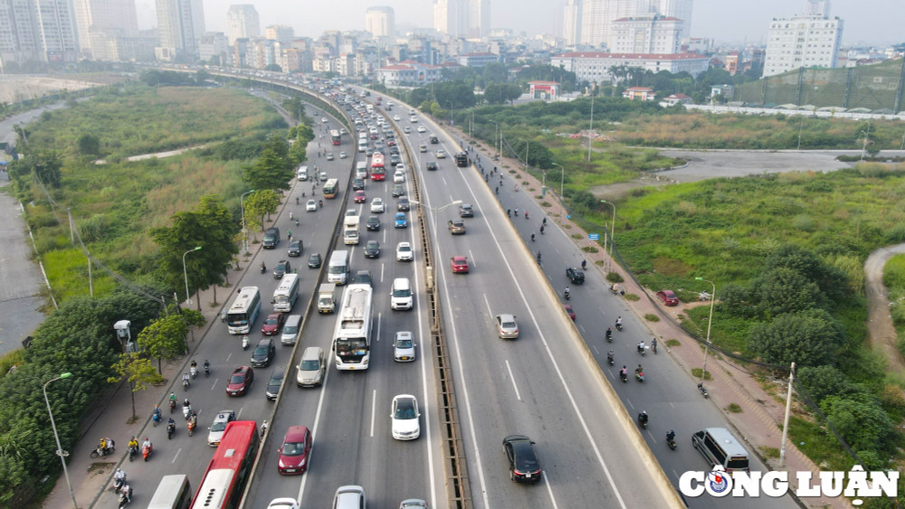 Dự báo nhu cầu đi lại dịp nghỉ lễ 2/9 kéo dài 5 ngày trên địa bàn Thủ đô sẽ tăng cao. clu.1cdn.vn-2024-08-24-_congluan-cdn.congluan.vn-files-content-2022-09-20-_di-vao-lan-khan-cap-vanh-dai-3-16-11480740.jpg