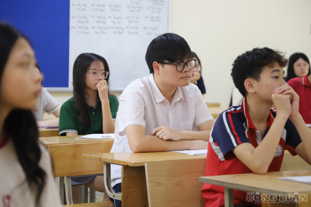 Học sinh Hà Nội trong kỳ thi vào 10 năm học 2026-2027. clo_br_img-2247.jpg