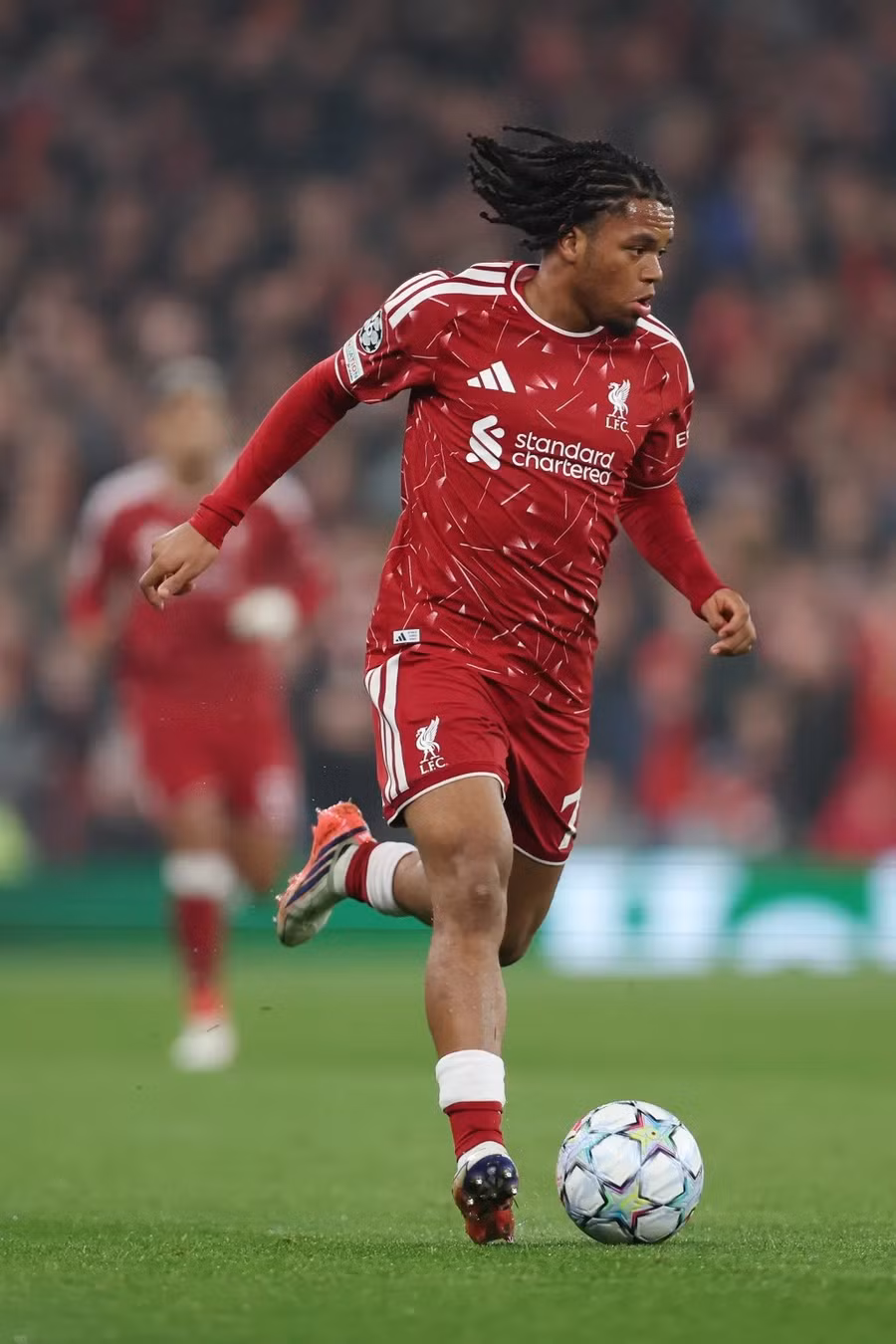 Tài năng trẻ Rio Ngumoha thi đấu bùng nổ trong ngày Liverpool nhọc nhằn đánh bại Villarreal ở Champions League. Ảnh: Getty. liverpool-2.jpg